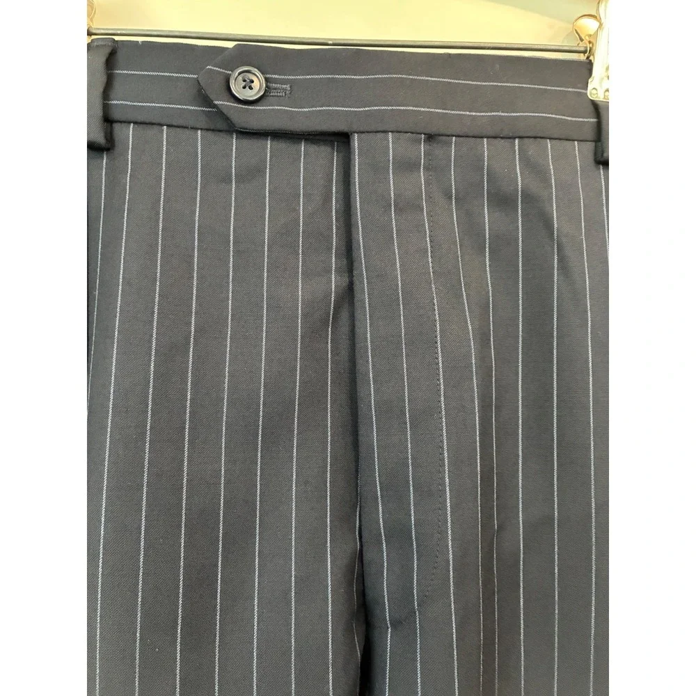 Jos A Bank Mens Gray Pinstripe Wool/ Cashmere Blend Suit,‎ 41R Jacket,35 R Pants